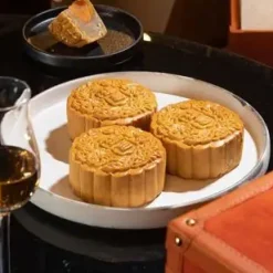 banh trung thu nhan dau xanmo3jpg e1758462245565